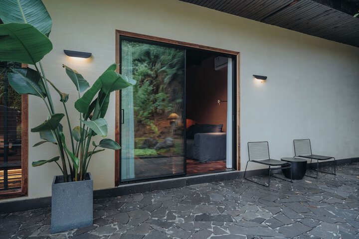 Room 53 of 110