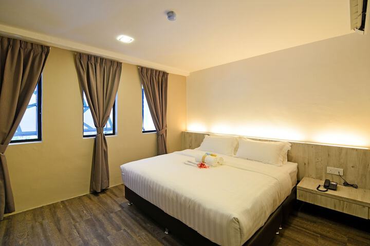 Room 20 of 31