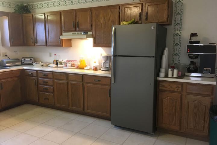 Breakfast/Coffee Service 19 of 30