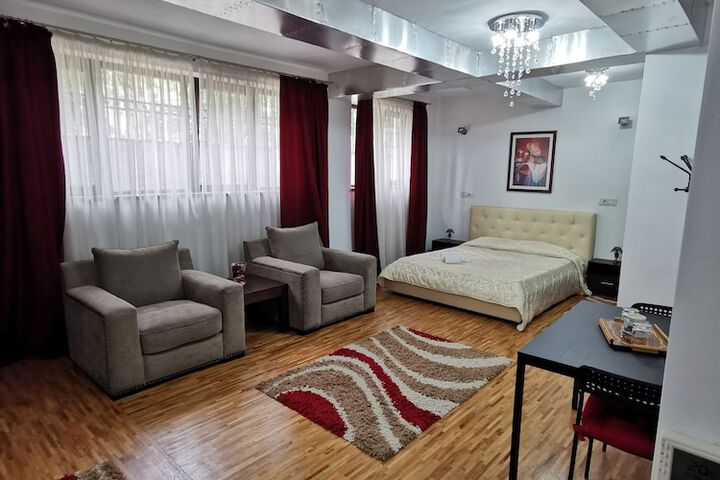 Room 38 of 118