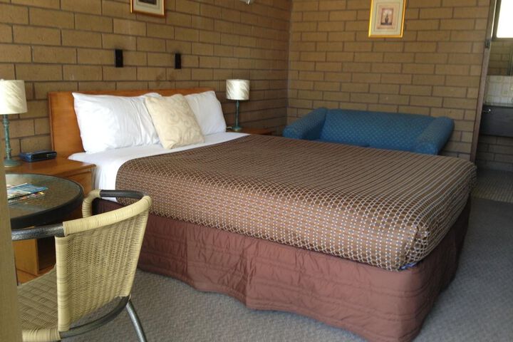 Room 17 of 41