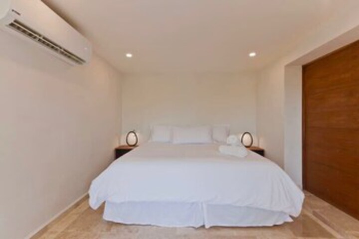 Room 22 of 30