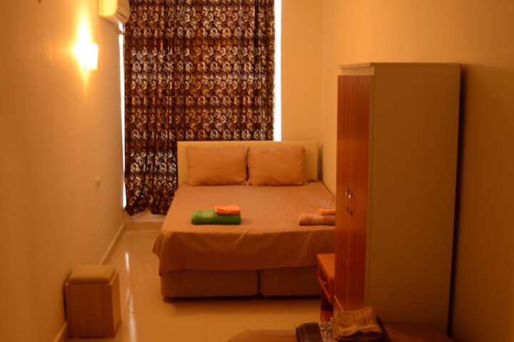 Room 21 of 43