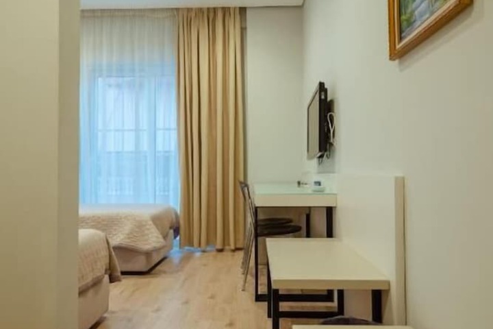 Room 16 of 31