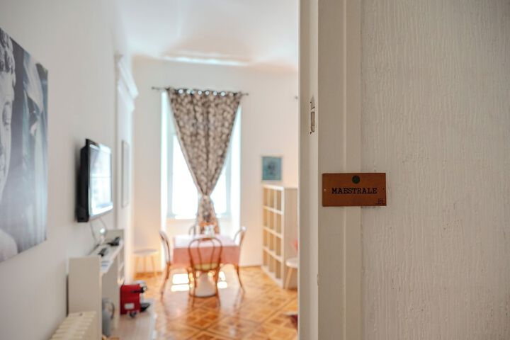Room 21 of 71