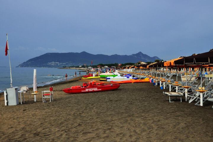 Beach 41 of 59
