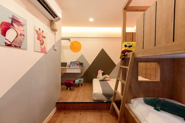 Children's theme room