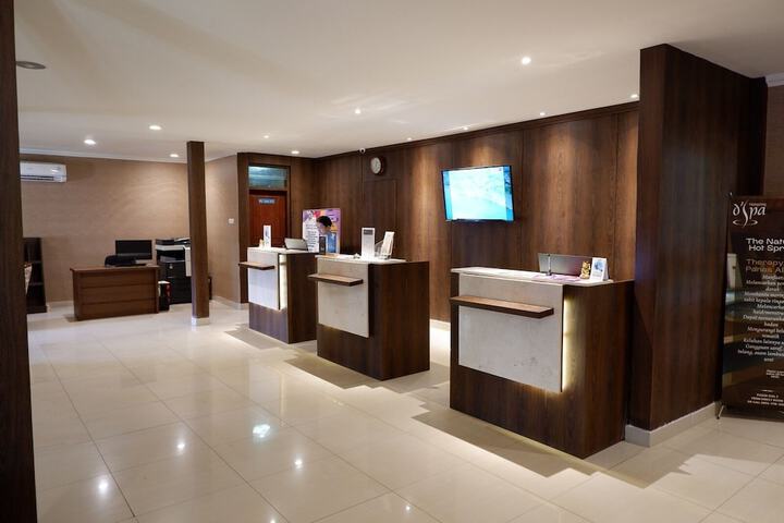 Hotel Interior 4 of 90
