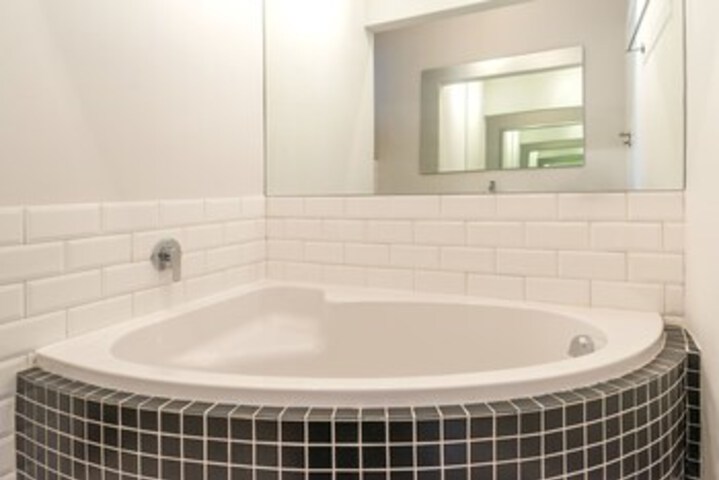 Room 5 of 21