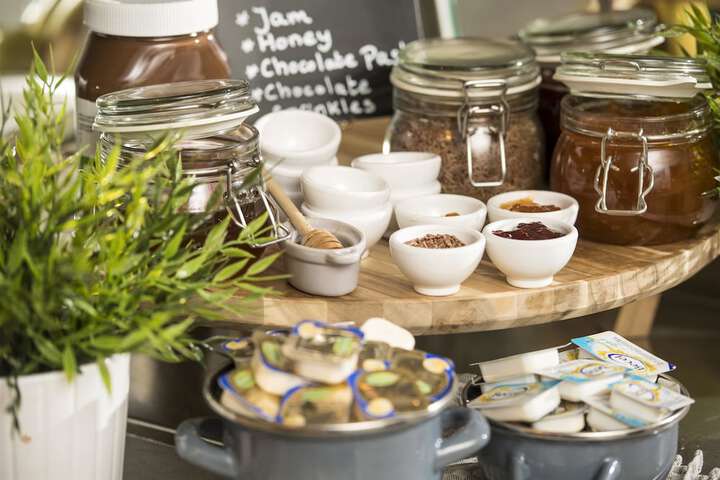 Breakfast area