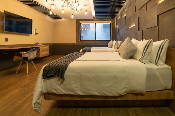 Room 5 of 28