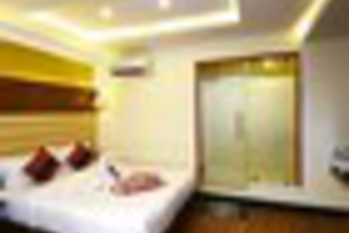 Room 128 of 339