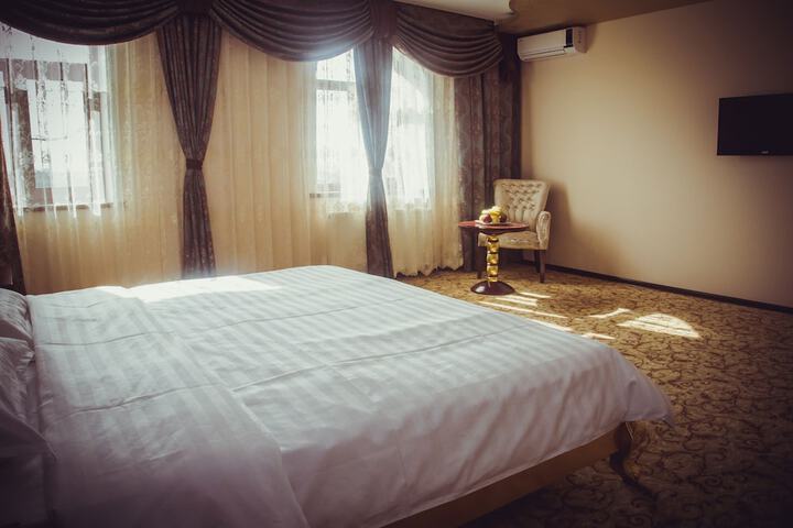 Room 15 of 39