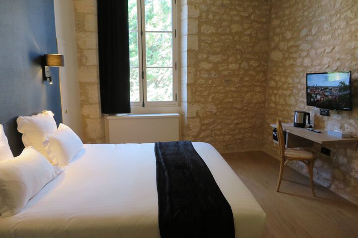 Room 4 of 19