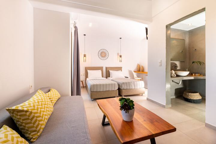Room 44 of 84