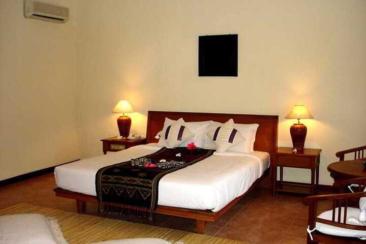 Room 8 of 26