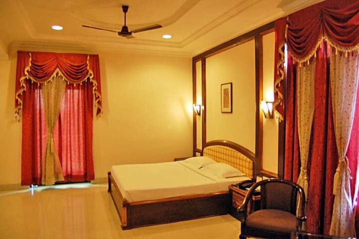 Room 11 of 65