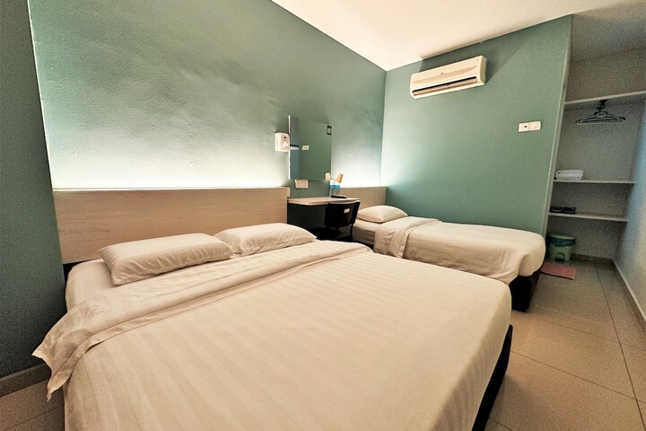 Room 5 of 21
