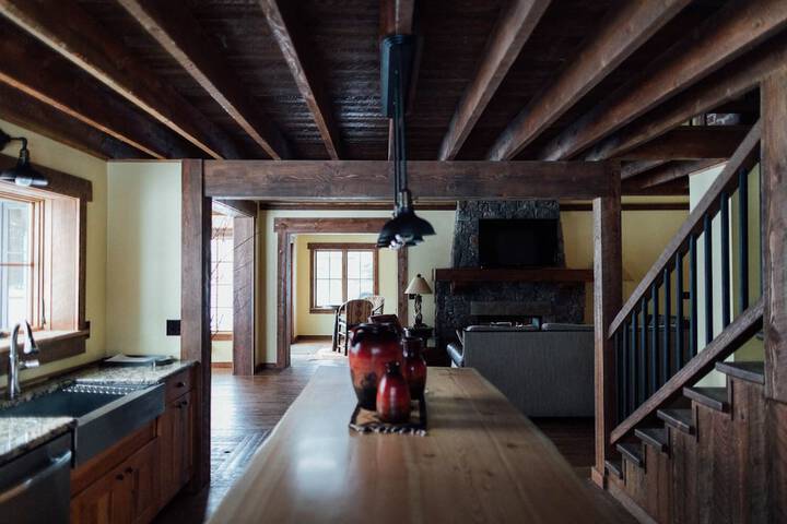 Room 2 of 18