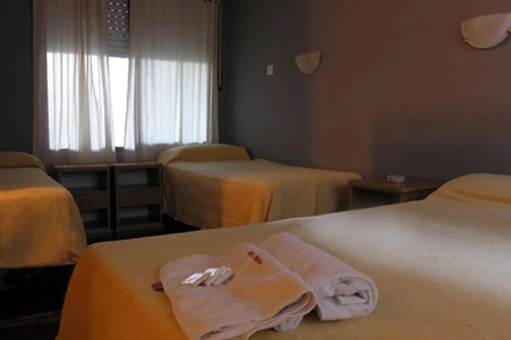 Room 2 of 9