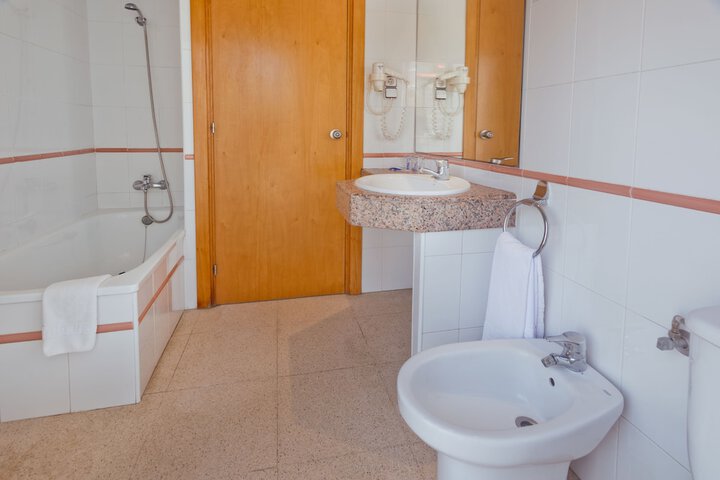 Room 55 of 119