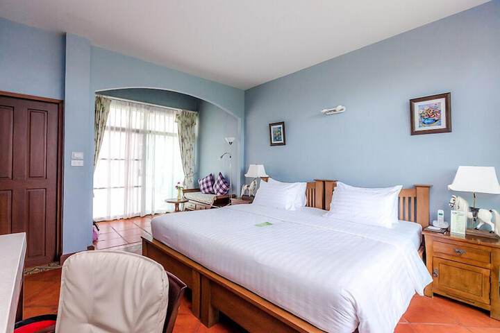 Room 28 of 119