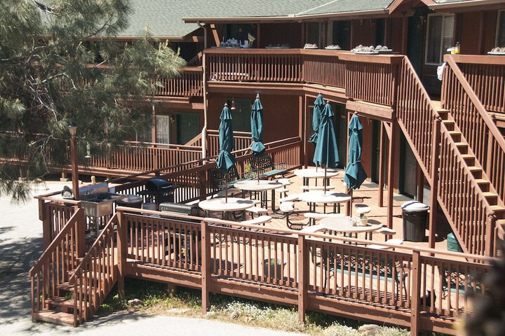 Terrace/Patio 28 of 33