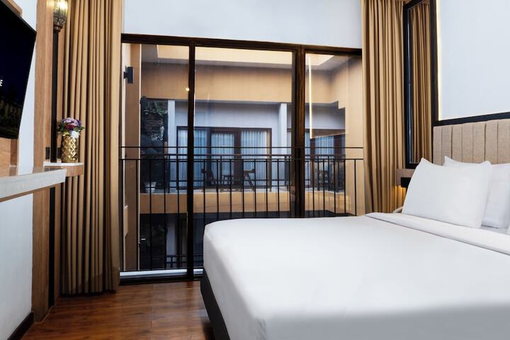 Room 54 of 235