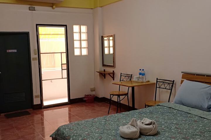 Room 29 of 46