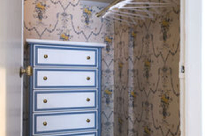 Room 18 of 33