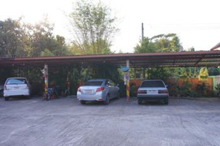 Property Grounds 25 of 32