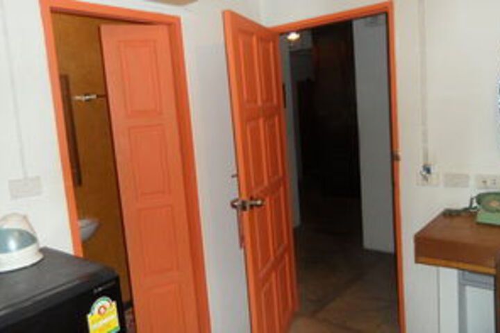 Room 17 of 25
