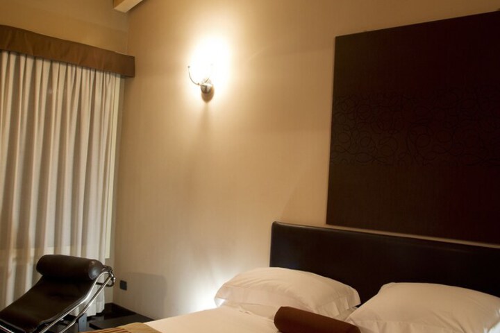 Room 7 of 39