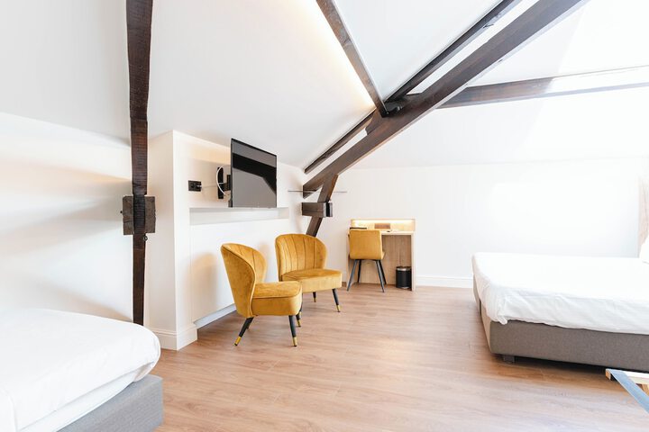 Room 48 of 113