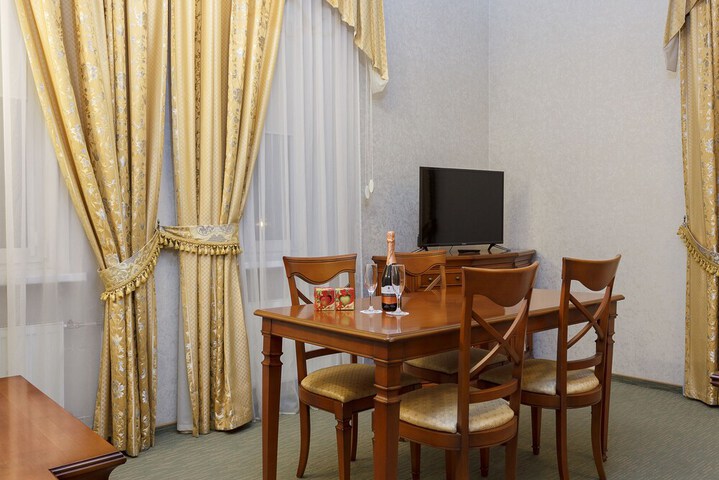 Room 37 of 113