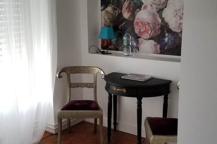 Room 4 of 47