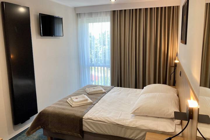 Room 13 of 50