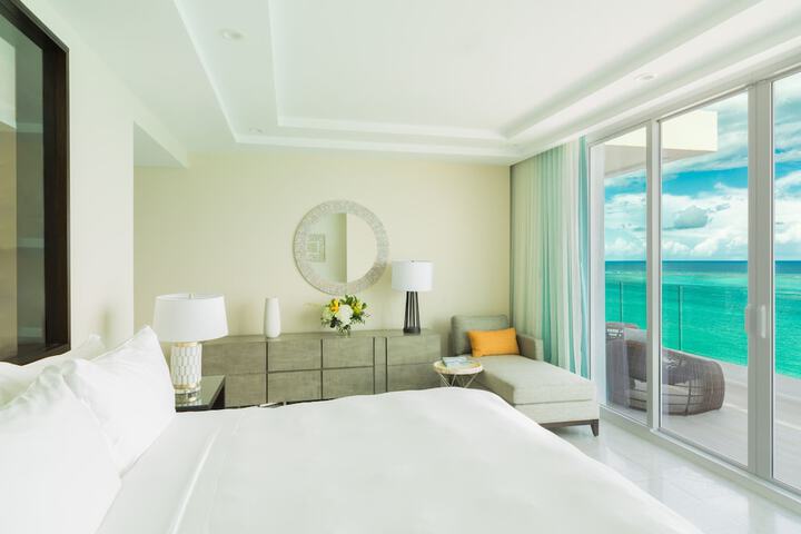 Room 15 of 76