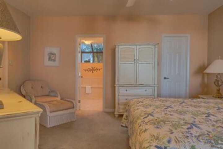 Room 132 of 148