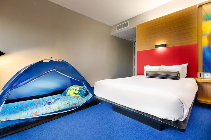 Room 7 of 39