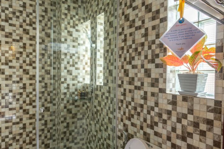 Room 40 of 60
