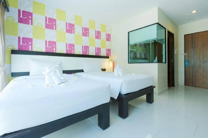 Room 5 of 27