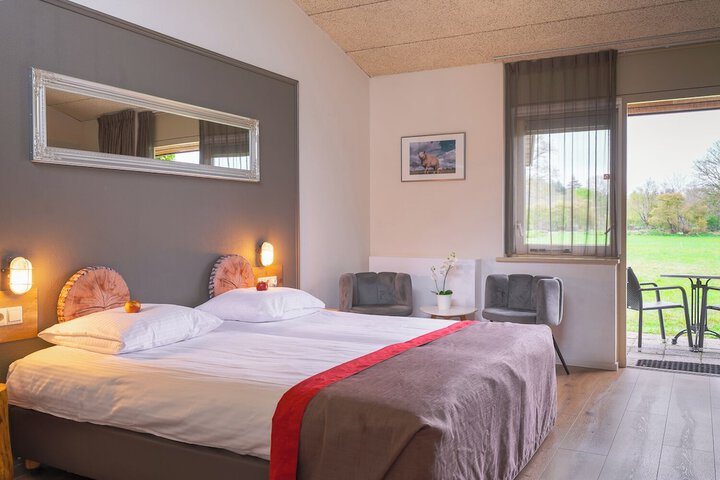 Room 10 of 49