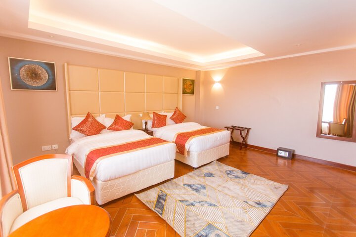 Room 2 of 34