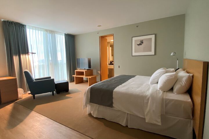 Room 4 of 14