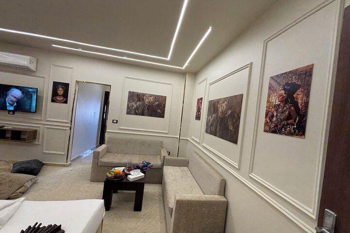 Room 37 of 110