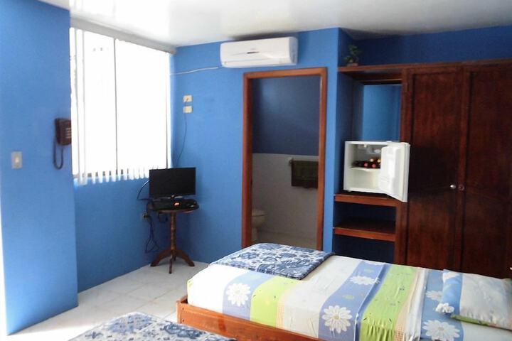 Room 3 of 10