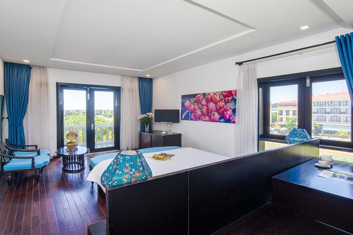 Room 15 of 59