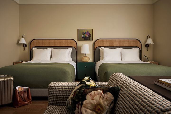 Room 92 of 190