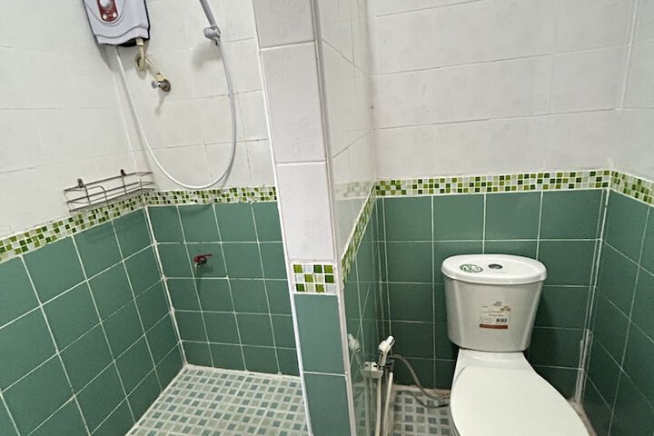 Room 10 of 23